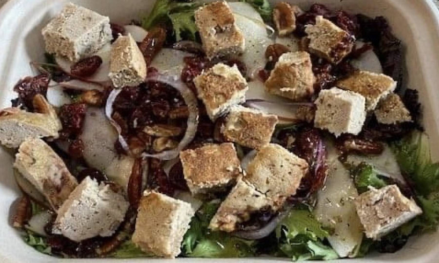 Fall Apple Salad with turkey burger