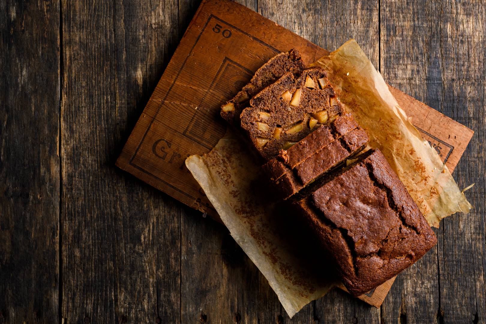 Cinnamon Apple Banana Bread